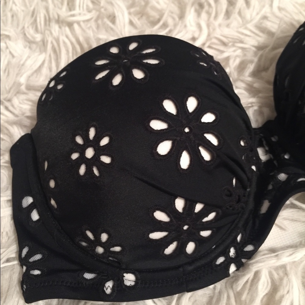 Victoria Secret Swim Top - Picture 2 of 9